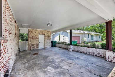 Welcome to Bayou View! This beautifully updated 3-bedroom - photo 49