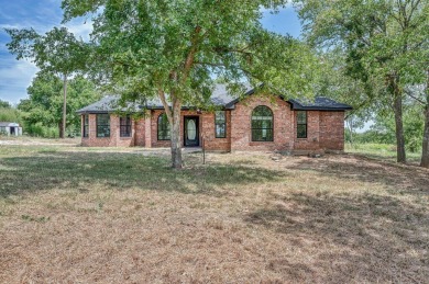 (private lake, pond, creek) Home Sale Pending in West Texas