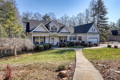 Welcome home to this stunning 4 bedroom, 3.5 bath family retreat - photo 6