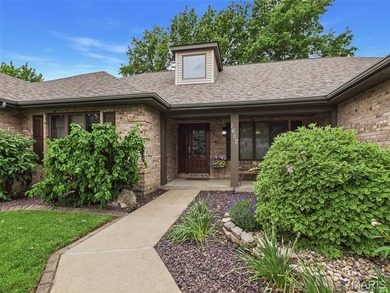 Quality construction, space, and gorgeous views all wrapped in - photo 5