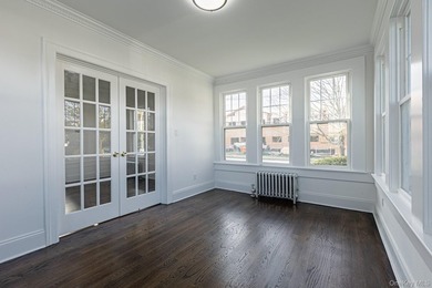 Welcome to this beautifully maintained 3-bedroom, 3-bath - photo 7