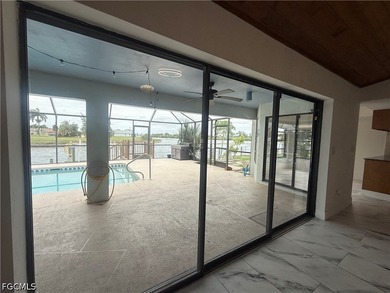 ACCEPTING BACKUP OFFERS!! LAKEFRONT PARADISE WITH POOL, BOAT - photo 8