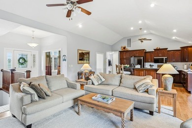 Beautiful all-brick walkout basement home situated on the 7th - photo 8