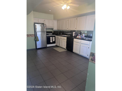 2 Bedroom Condo with 2 Bathrooms in the Willowbrook, Staten - photo 11