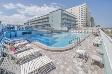 Turnkey Studio in Daytona Beach Shores - Ocean Front Pool, Ocean - photo 1
