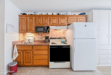 Turnkey Studio in Daytona Beach Shores - Ocean Front Pool, Ocean - photo 4