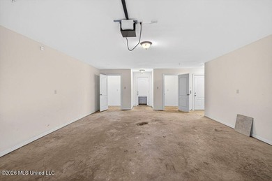 Coastal Townhome with Garage, Storage & Patio | Minutes from the - photo 27