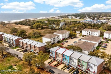 Coastal Townhome with Garage, Storage & Patio | Minutes from the - photo 28