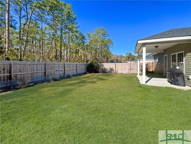 Discover Your Modern Oasis in Downtown Darien! Step into this - photo 10