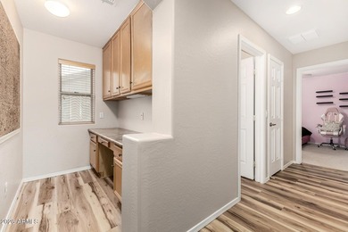 A 5-bed, 3-bath home in the Villages at Queen Creek with 3,237 - photo 39