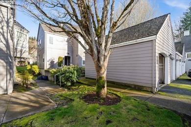 Willamette River - Clackamas County Condo For Sale in Wilsonville Oregon