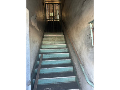 Great Investment Property!! Consist of 5 commercial spaces - photo 4