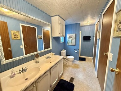 Welcome to lake living in the Harborlight Subdivision! This - photo 13