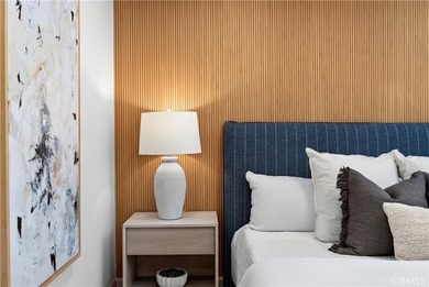 Welcome to this stunning, fully remodeled 3-bedroom, 2-bathroom - photo 15