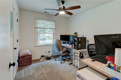 Enjoy this adorable, handicap-accessible three bedroom ranch - photo 16