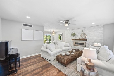 Located on an oversized 1/4 acre lot tucked away on a quiet - photo 8