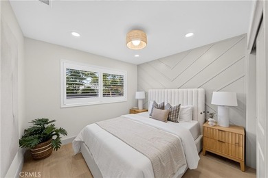 Welcome to this stunning, fully remodeled 3-bedroom, 2-bathroom - photo 25