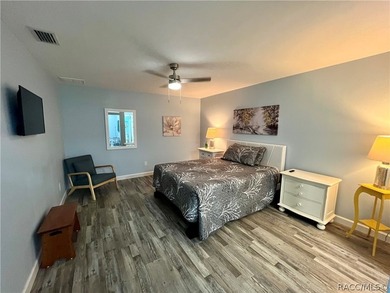Bring your boat and start enjoying all this move-in-ready - photo 28