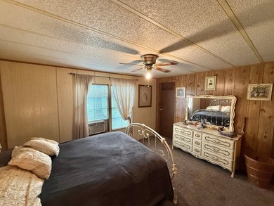 Welcome to lake living in the Harborlight Subdivision! This - photo 30