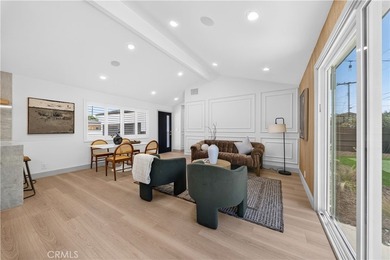 Welcome to this stunning, fully remodeled 3-bedroom, 2-bathroom - photo 32