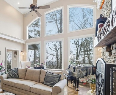 Discover the perfect blend of luxury, privacy, and convenience - photo 2