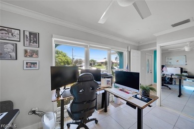 Beautiful pool home with a large backyard in Southwest Cape - photo 6
