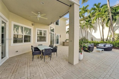A true gem located on the Intracoastal Waterways on one of the - photo 7