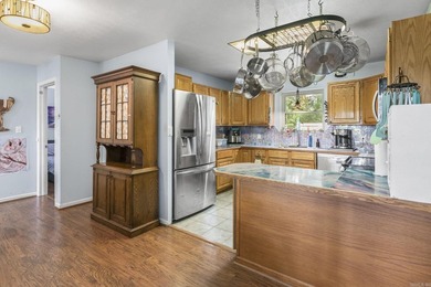 Majestic and one-of-a-kind, this 3-bedroom, 2.5-bath home offers - photo 5