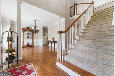 Location. Privacy. Space. Style. At 403 Henredon Hill, they all - photo 9