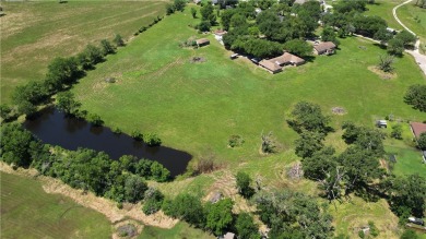 Lake Acreage Sale Pending in Madisonville, Texas