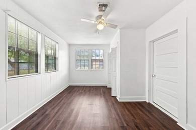 Charming property offering comfort, character, and a central - photo 9