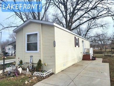 Willow Lakes Home For Sale in Elgin Illinois