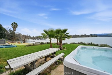 Welcome to an exceptional lakefront retreat on sought-after - photo 46