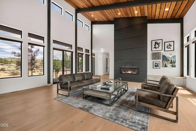 Stunning Northwest Modern masterpiece on a prime corner lot! - photo 6