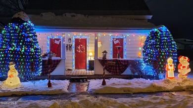 (private lake, pond, coastal) Home For Sale in South Glens Falls New York