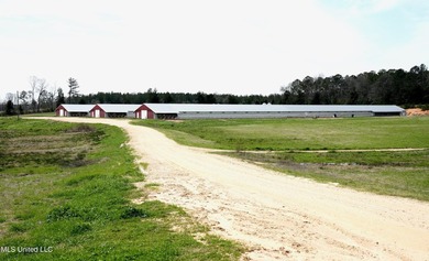 This turnkey modern Poultry Breeder Egg built in 2017 has - photo 2