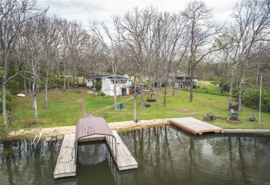 Lake Home For Sale in Cuba, Missouri