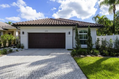 (private lake, pond, creek) Home For Sale in West Palm Beach Florida