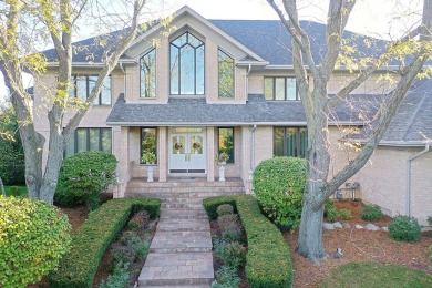 Lake Home For Sale in South Barrington, Illinois