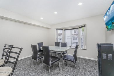 Welcome to 33 Linda Lane, a beautifully maintained multi-level - photo 25