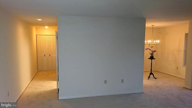BEST VALUE CO-OP IN MONTGOMERY MUTUAL!  Move-in ready. Freshly - photo 7