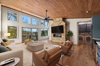 THE PINNACLE OF PRIVACY AND PRESTIGE! A Grand Lake Blue Ridge - photo 7