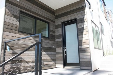 Newer Detached CONTEMPORARY STYLE OCEAN VIEW Town Home! - photo 10