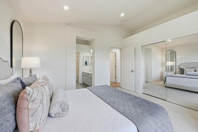 This one is not to be missed! You're very own private end unit - photo 12