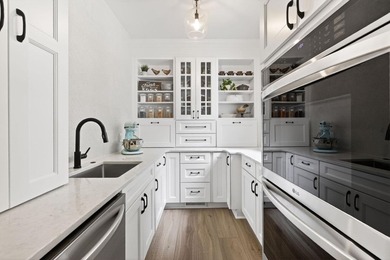 A Truly exceptional, fully reimagined home where modern luxury - photo 12