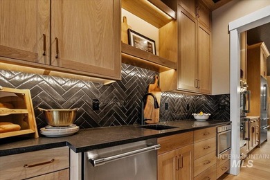 Experience unparalleled craftsmanship in this spectacular custom - photo 16
