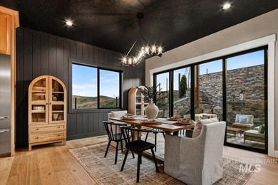 Experience unparalleled craftsmanship in this spectacular custom - photo 18
