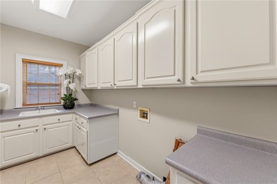 Welcome home to this charming residence in sought-after Cobbs - photo 19
