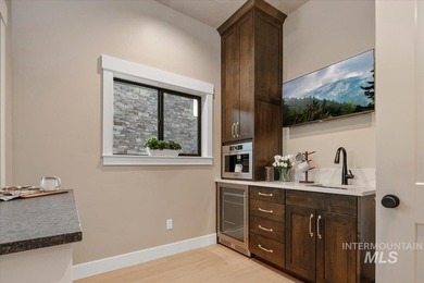 Experience unparalleled craftsmanship in this spectacular custom - photo 23
