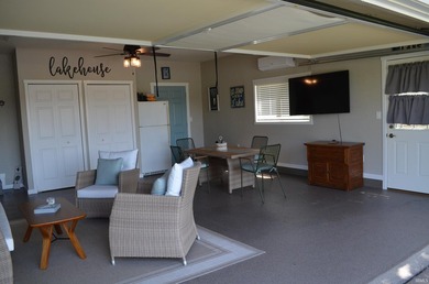 Sometimes life plans change! This lake home was briefly taken - photo 24